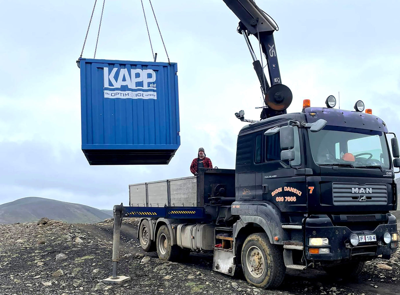 Orkustöð frá KAPP fyrir útsendingu frá gosinu