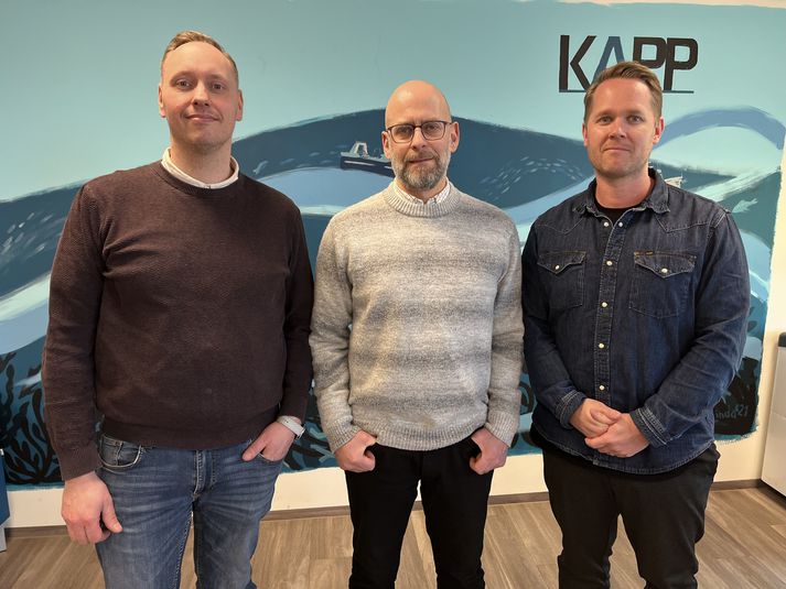 Valþór Hermannsson, þróunarstjóri KAPP, Sölvi Sturluson Snæfeld, rekstrarstjóri fiskeldis, og Ólafur Karl Sigurðarson, forstjóri félagsins.